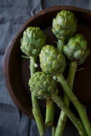 La Valle Roman Artichoke with Stem 2.5kilo. (Case of 6 Cans)