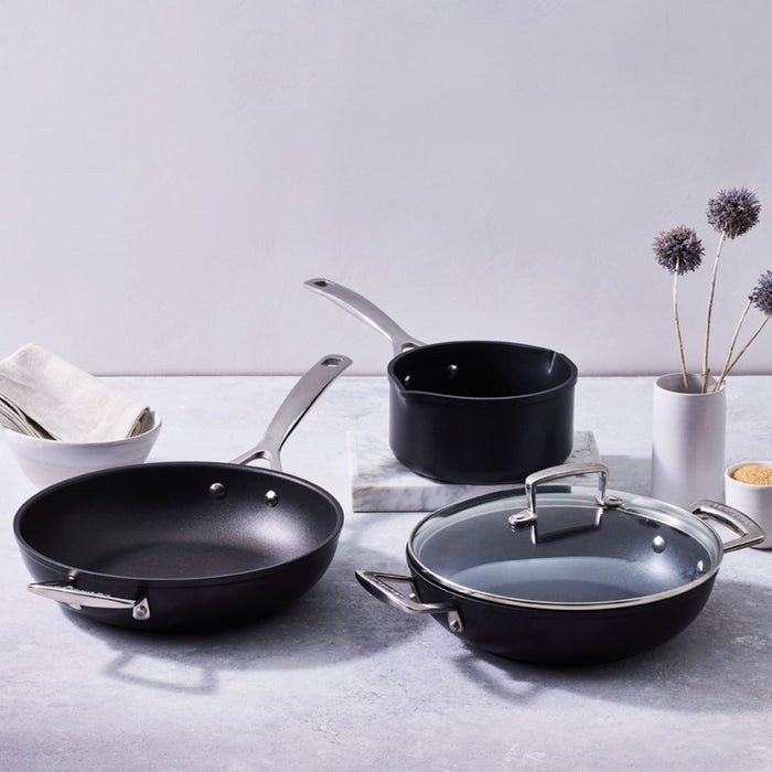 Le Creuset Toughened Non-Stick Shallow Casserole with Lid - 30cm