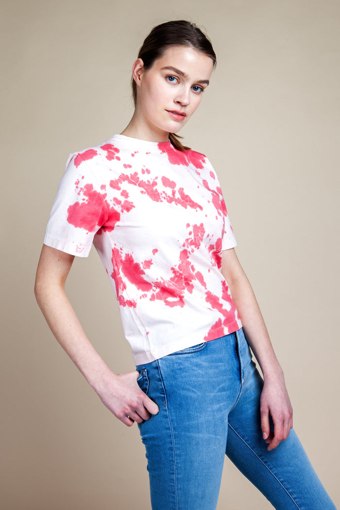 shop moon t-shirt pink by by Signe at thegreenlabels