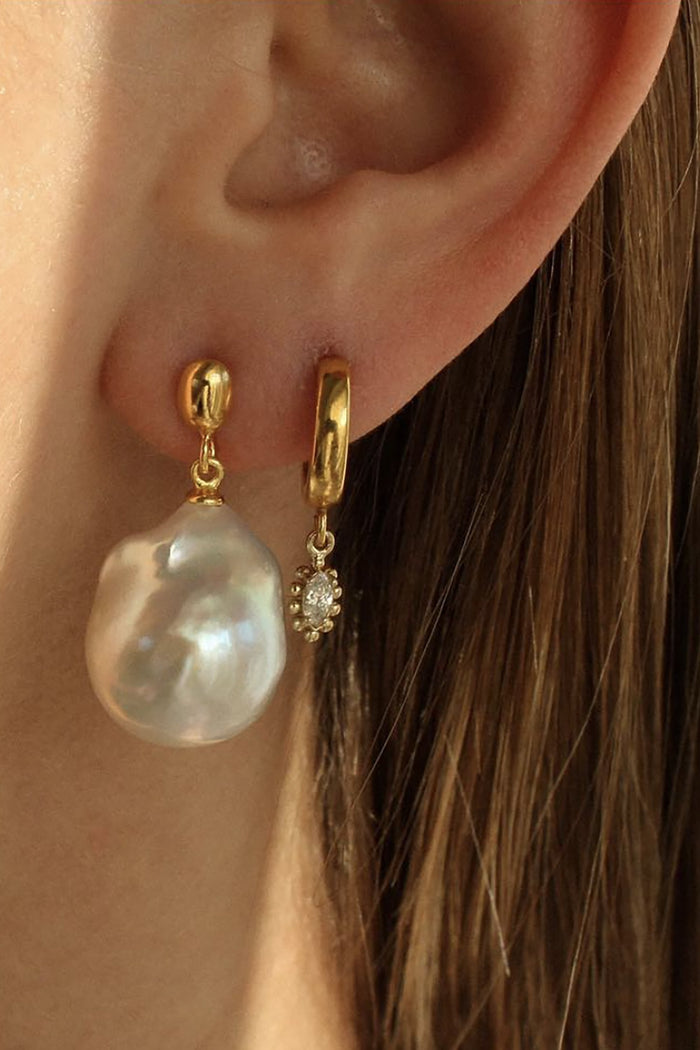 Accessories - Nori Earring Hoop Gold <br> By Neinties