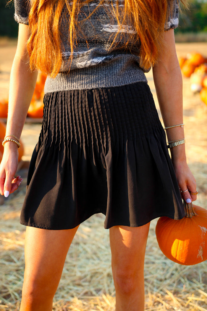 Pintuck Mini Skirt, Black
