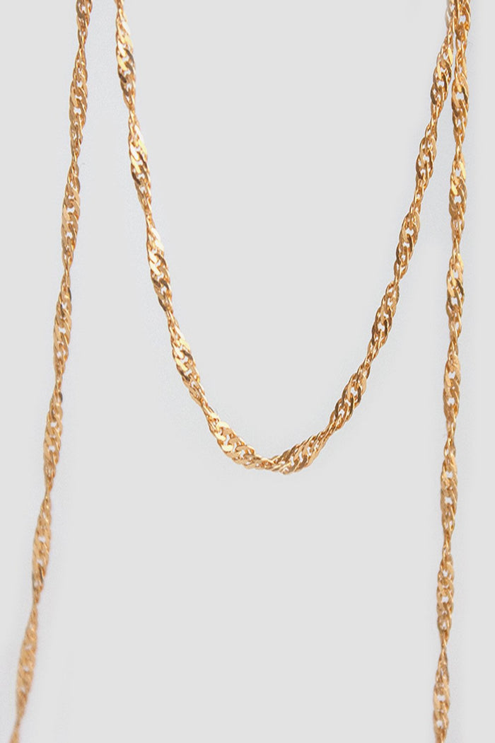 twisted chain necklace gold by Neinties on thegreenlabels